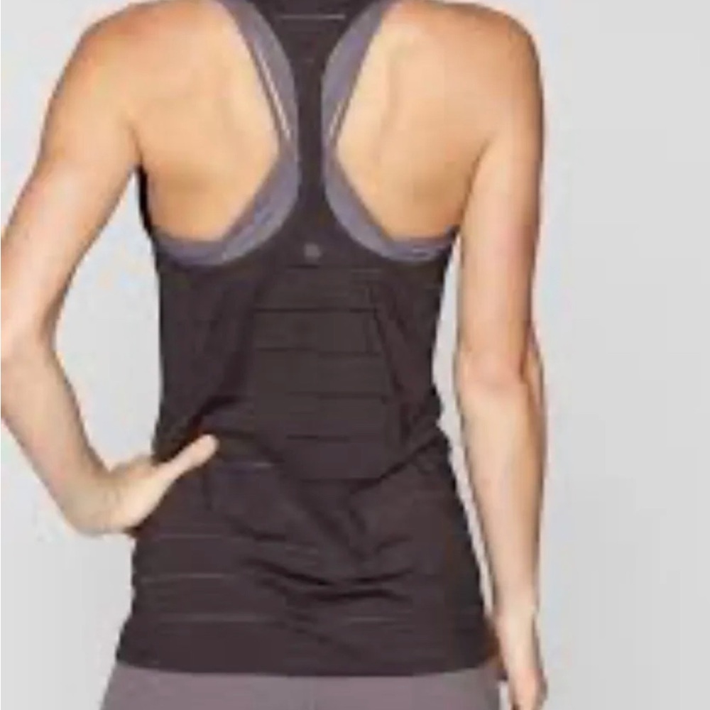 Athleta Tank Top black stripe mesh